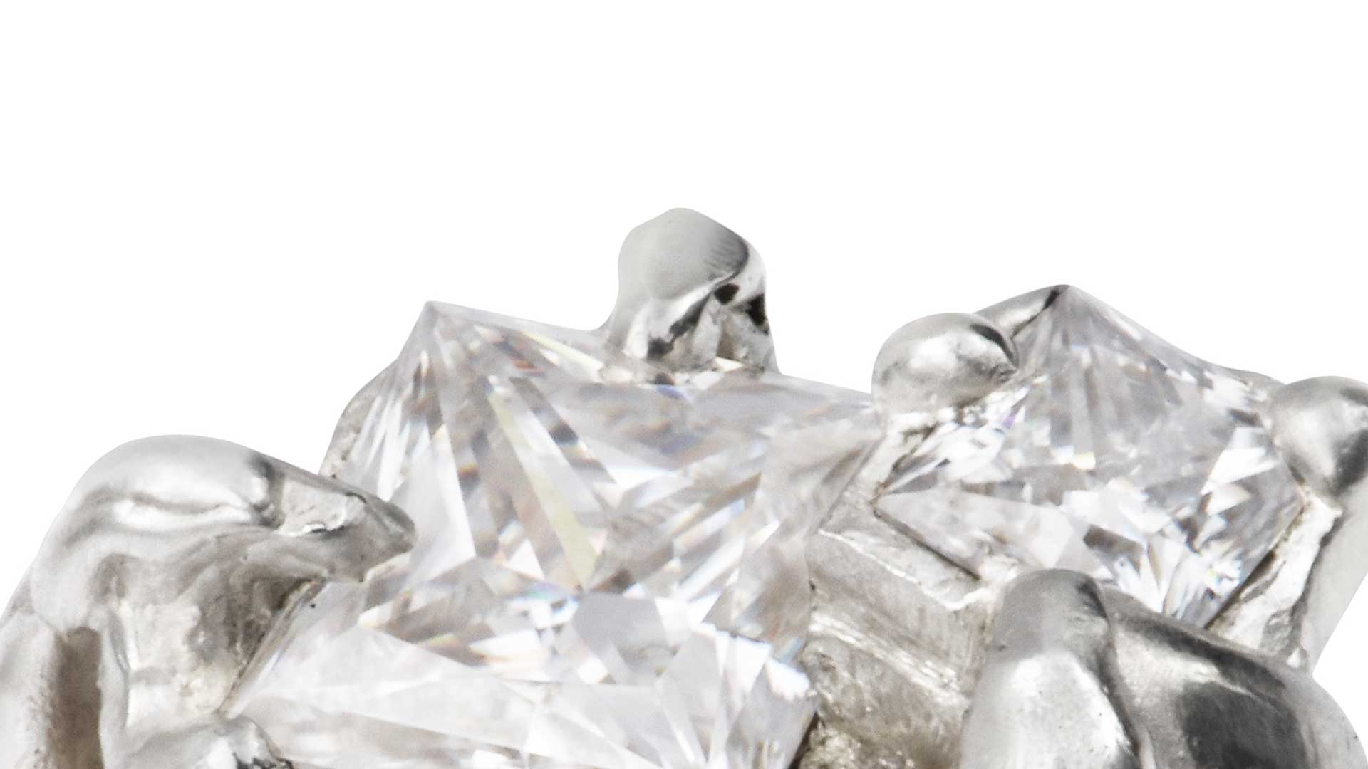 collection de bijoux en argent 925 et moissanites