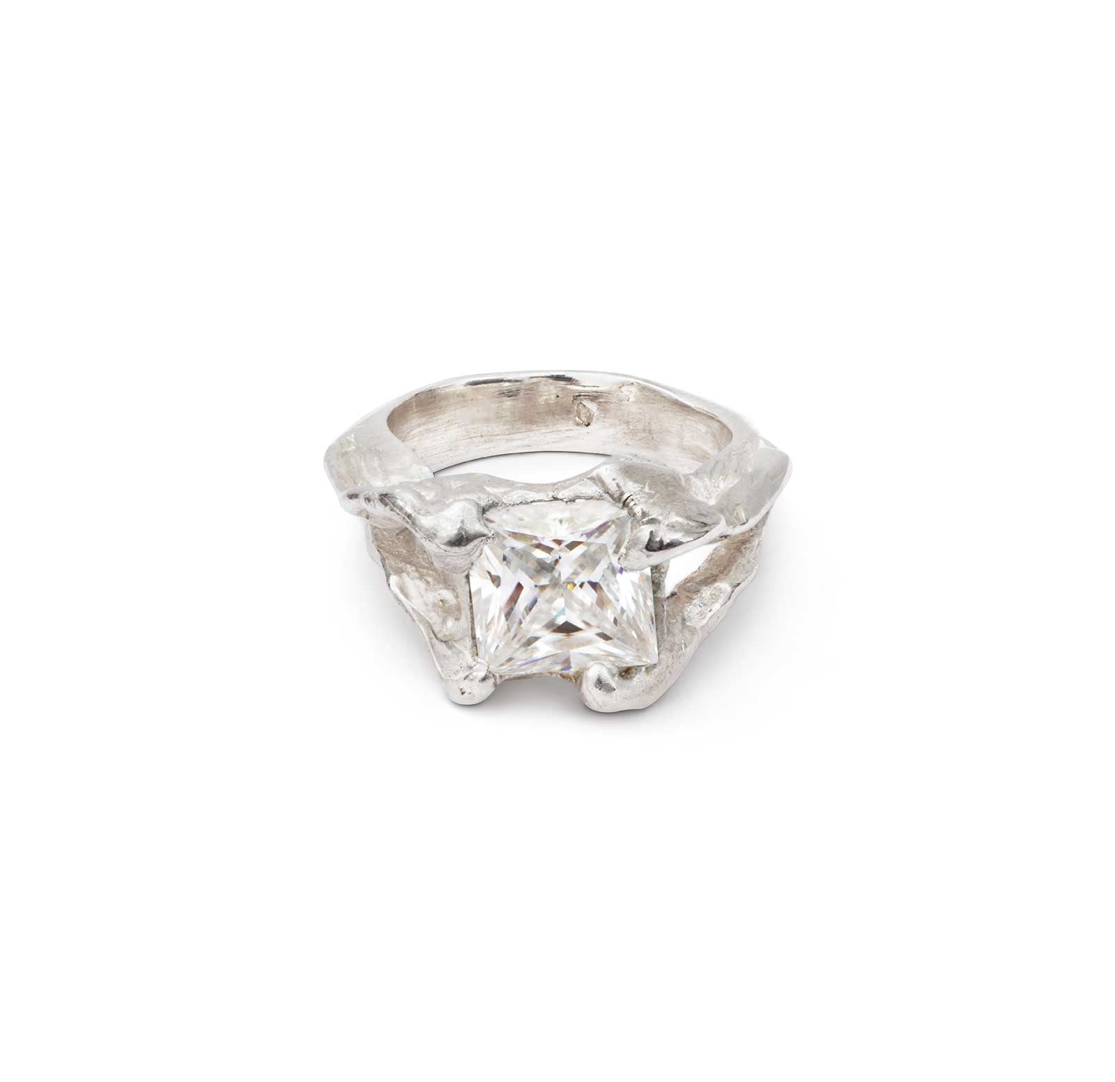 grosse bague en argent 925 et moissanite